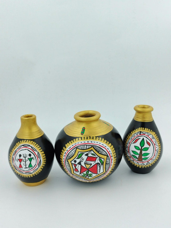 HANDMADE TERRACOTTA FLOWER VASE set